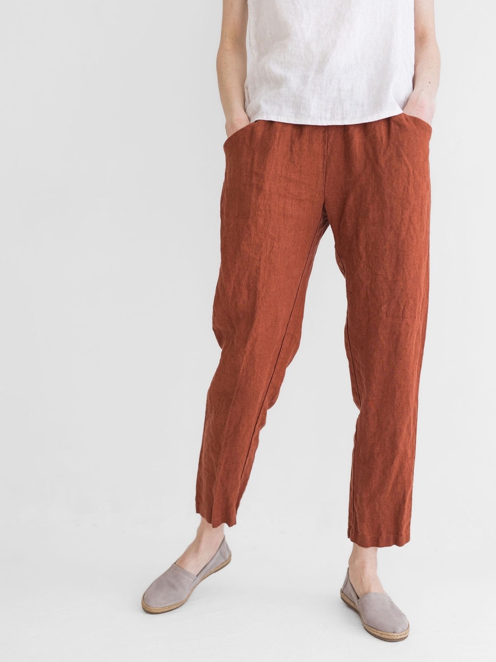 Flax Pull on Tapered Linen Pants in Rust